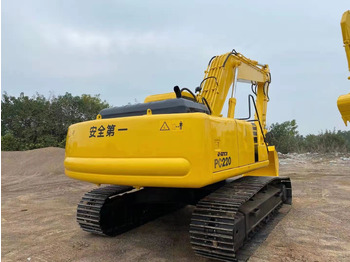 Escavadora de rastos KOMATSU PC220-6: foto 3