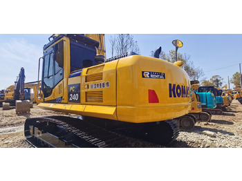 Escavadora de rastos KOMATSU PC240-8