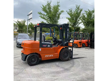 Empilhadeira a diesel TOYOTA