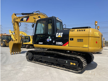 Escavadora de rastos CATERPILLAR 320D
