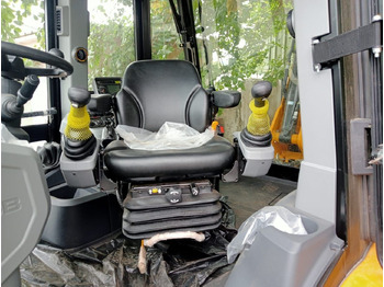 Retroescavadeira JCB 3CX