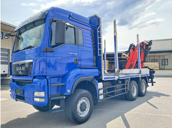 Camião de transporte de madeira MAN TGS 33.480