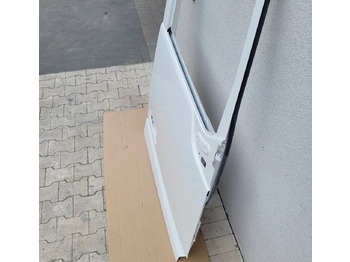 Porta e peças por Camião DRZWI PRAWE VOLVO FH4 ORYGINAŁ CHWALIM116: foto 3