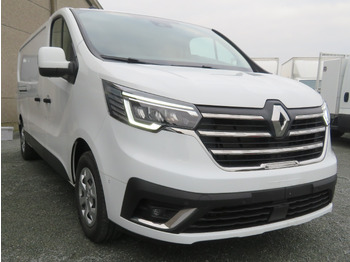 Furgão compacto RENAULT Trafic 2.0