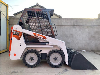 Mini pá carregadora BOBCAT S70
