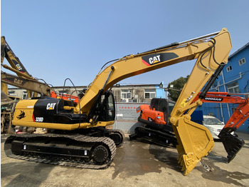 Escavadora de rastos CATERPILLAR 320D: foto 3