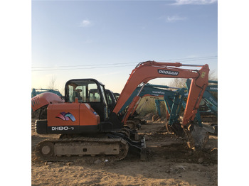 Escavadora de rastos DOOSAN DH80
