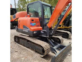 Escavadora de rastos DOOSAN DX60