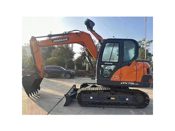 Mini escavadeira DOOSAN DX75 Mini excavator  7.5 ton: foto 2