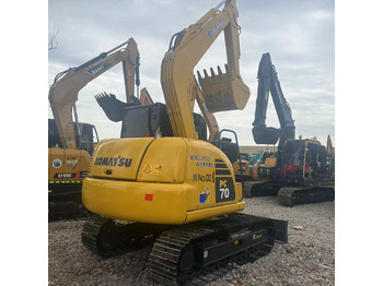 Mini escavadeira KOMATSU PC70-8