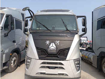 Tractor SINOTRUK