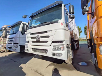 Camião SINOTRUK HOWO