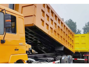 Camião para transporte de materiais a granel novo SHACMAN Shacman Truck F3000 for Sale in Zamibia: foto 5 Camião para transporte de materiais a granel novo SHACMAN Shacman Truck F3000 for Sale in Zamibia: foto 5