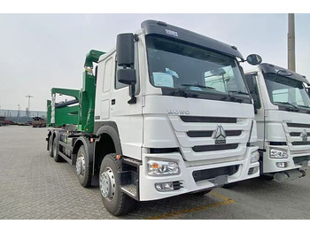 Camião transportador de contêineres/ Caixa móvel para transporte de contêineres novo XCMG 20Ft Container Side Loader Truck for Sale in Tanzania: foto 2