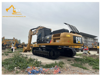 Escavadora de rastos CATERPILLAR 330D