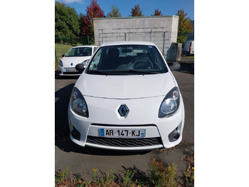 Automóvel RENAULT