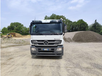Tractor MERCEDES-BENZ ACTROS: foto 2 Tractor MERCEDES-BENZ ACTROS: foto 2
