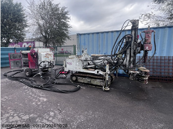 Máquina de perfuração COMACCHIO