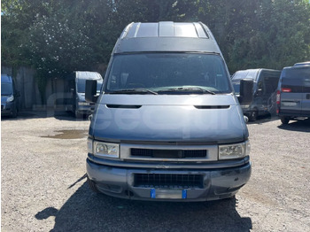 Minibus, Furgão de passageiros Iveco Daily: foto 2