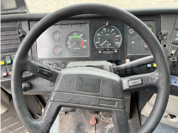 Autocarro Volvo B12: foto 3