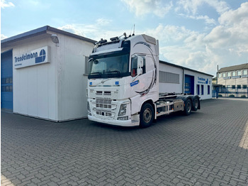 Camião polibenne VOLVO FH13 540