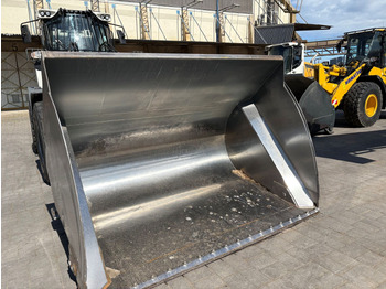 Pá carregadora de rodas LIEBHERR L538: foto 5
