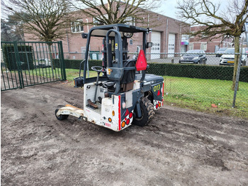 Empilhadeira montada em caminhão Moffet M4 20.1: foto 3 Empilhadeira montada em caminhão Moffet M4 20.1: foto 3