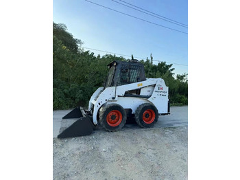 Mini pá carregadora BOBCAT S16