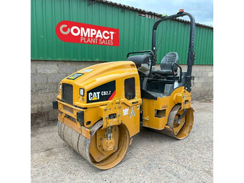 Compactador de asfalto CATERPILLAR