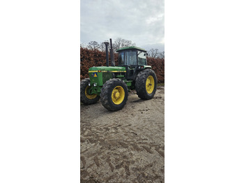 Trator JOHN DEERE 50 Series