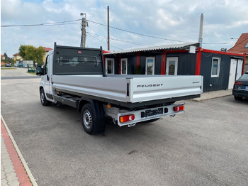 Leasing de  Peugeot BOXER CHC L4 HEAVY PRITSCHE+PLANE Peugeot BOXER CHC L4 HEAVY PRITSCHE+PLANE: foto 4 Leasing de  Peugeot BOXER CHC L4 HEAVY PRITSCHE+PLANE Peugeot BOXER CHC L4 HEAVY PRITSCHE+PLANE: foto 4