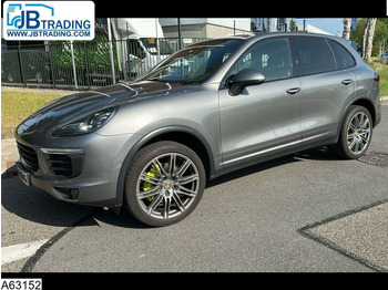 Automóvel PORSCHE