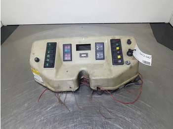 Cabine e interior AHLMANN