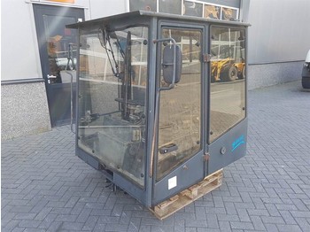 Cabine e interior AHLMANN