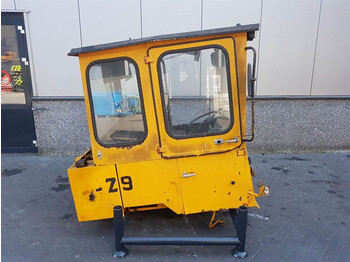 Cabine e interior AHLMANN