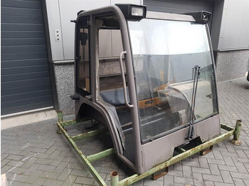 Cabine e interior MANITOU