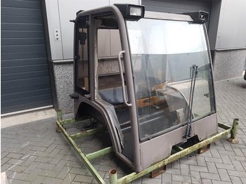 Cabine e interior MANITOU