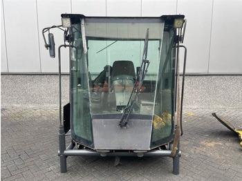 Cabine e interior NEW HOLLAND