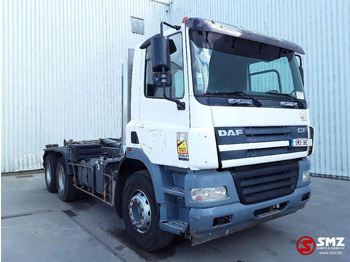 Camião transportador de contêineres/ Caixa móvel DAF CF 85 340
