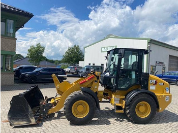 Pá carregadora de rodas CATERPILLAR 908