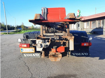 Camião transportador de contêineres/ Caixa móvel Volvo FM-11: foto 5