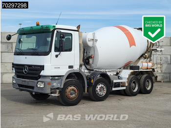 Camião betoneira LIEBHERR