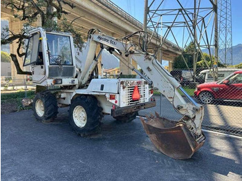 Leasing de Mecalac 8CXI Mecalac 8CXI: foto 3