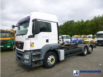 Camião chassi MAN TGS 26.360