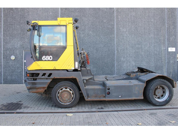 Tractor de terminal TERBERG