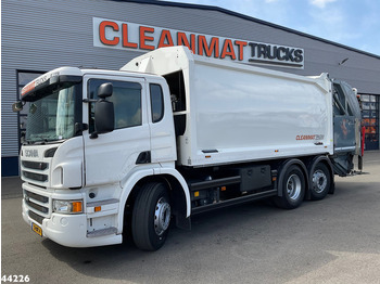 Caminhão de lixo SCANIA P