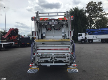 Caminhão de lixo Volvo FL 250 VDK 9m³: foto 5