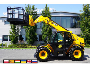 Empilhador telescópico JCB