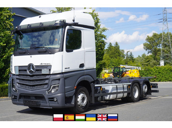 Camião transportador de contêineres/ Caixa móvel MERCEDES-BENZ Actros 2545