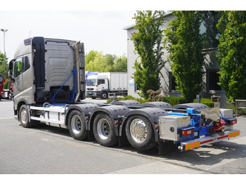 Camião grua VOLVO FH16 750 8x4x4 / 750 HP! / Frame 685 cm / Steered 4th axle: foto 4